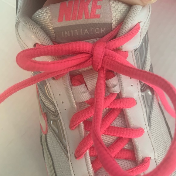 Nike women’s white & pink Initiator running shoes size 9 - Picture 6 of 9